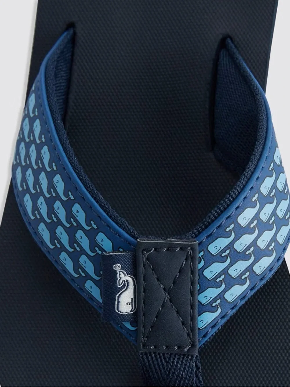 Vineyard Vines Boys’ Whale Flip Flops Sandals Blue Black - Size 2
